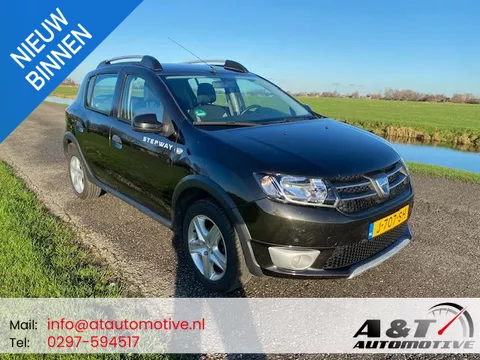 Dacia Sandero 0.9 TCe Stepway Laur&eacute;ate Airco/80dkm/navigatie/2013/trekhaak/