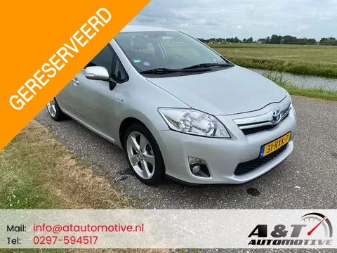 Toyota Auris 1.8 Full Hybrid Executive 2011 229.000 km