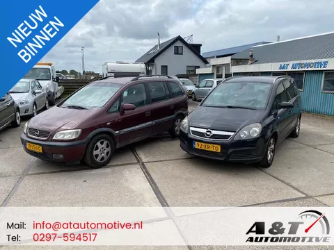 Opel Zafira 2.2 Cosmo 2007 En Zafira uit 2003 samen &euro;1250,-