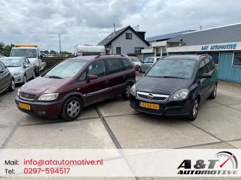 Opel Zafira 2.2 Cosmo 2007 En Zafira uit 2003 samen &euro;1250,-